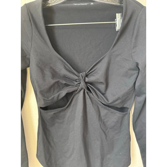 Abercrombie & Fitch Soft Collection Cut Out Black Bodysuit Size Medium - Picture 3 of 6